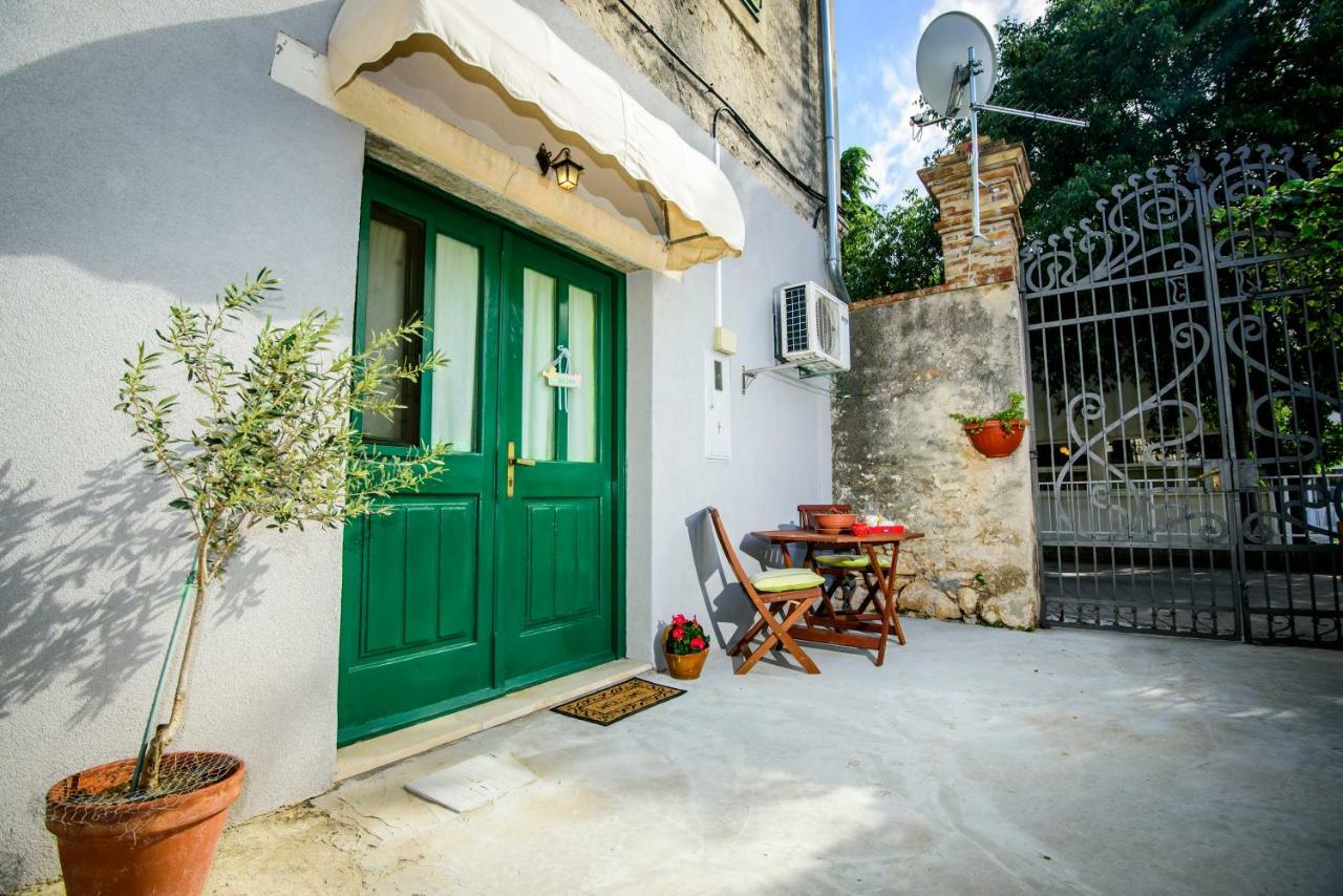 Rustica Apartments Šibenik Exterior foto